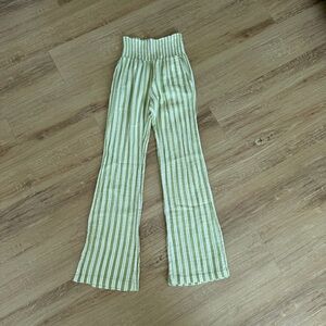 Billabong Green & White Textured Smocked Fabric Pants